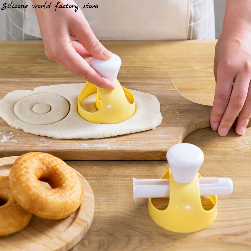 Silicone World Desserts Bread  - Donut Mold Silicone ulasan dan harga